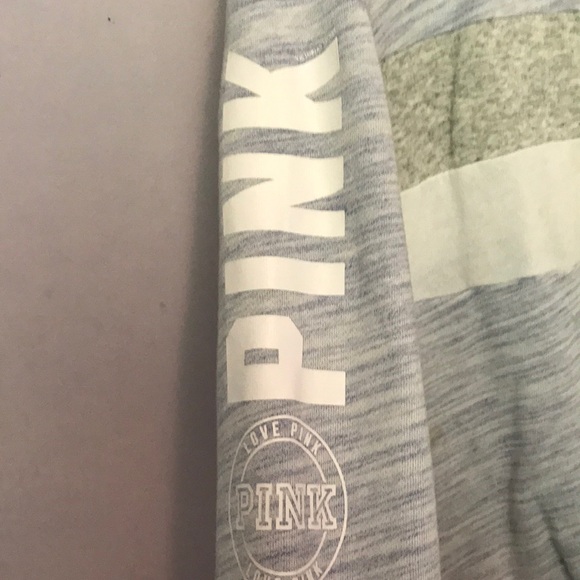 Super Cute Sweatshirt - Picture 4 of 6